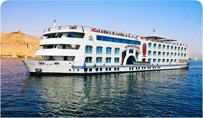 Nile cruise boat